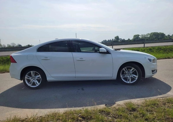 Volvo S60 cena 54500 przebieg: 126000, rok produkcji 2015 z Warszawa małe 37